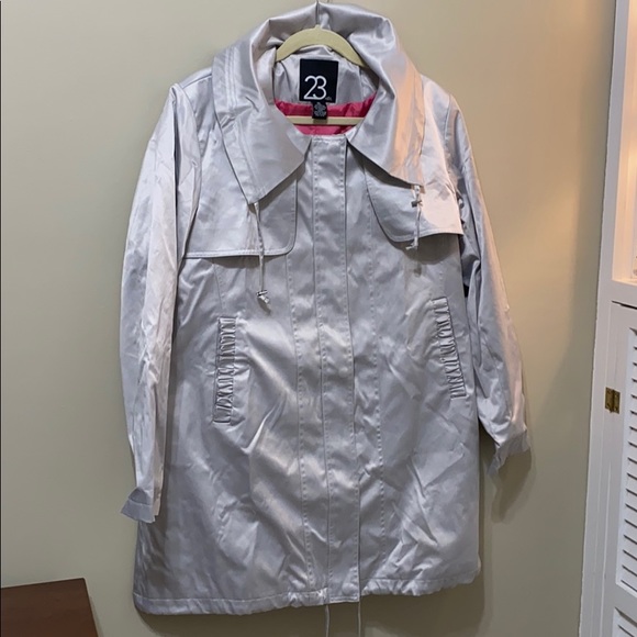 23rd St. Trenchcoat Windbreaker Rain jacket Silver - Picture 1 of 7